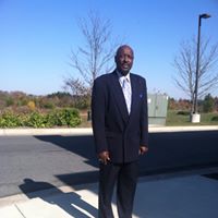 Robert Hilliard Photo 23