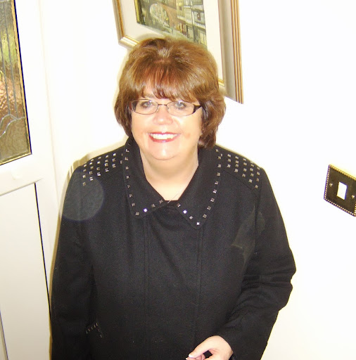 Susan Webb Photo 30