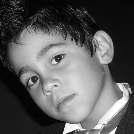 Samuel Urrutia Photo 21