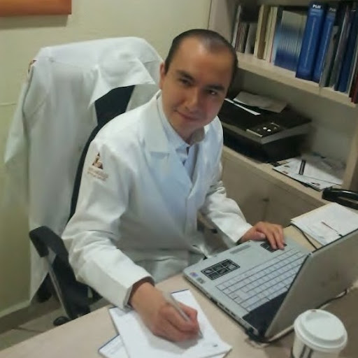 Cesar Vega Photo 18