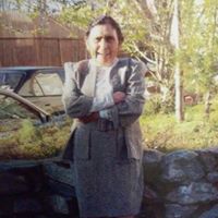 Elma Leon Photo 1