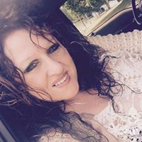 Terri Stilwell Photo 16