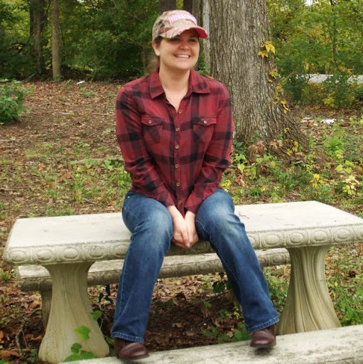 Amy Tolbert Photo 16