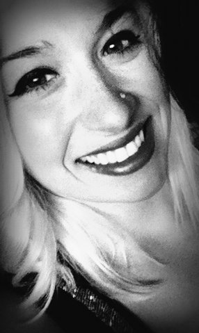 Kelli Berry Photo 17