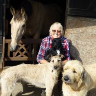 Lesley Reed Photo 15