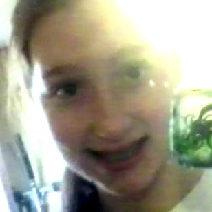 Hannah English Photo 35