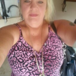 Debbie Stokes Photo 30