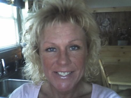 Wendy Roberts Photo 31