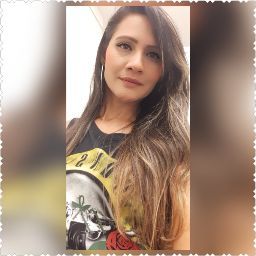 Anne Ferreira Photo 13