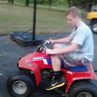 Brandon Click Photo 4