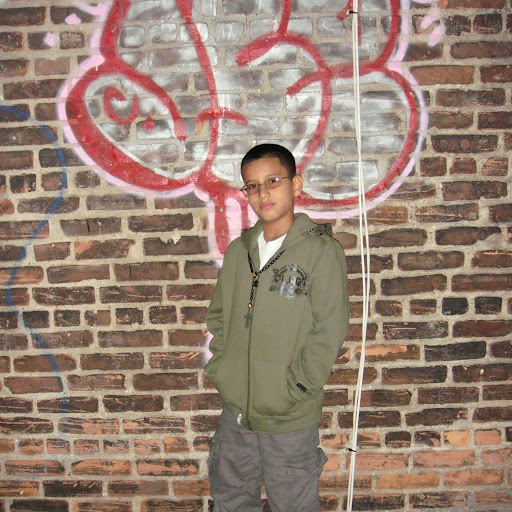 Anthony Lopez Photo 30
