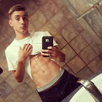 Tyler Robbins Photo 26