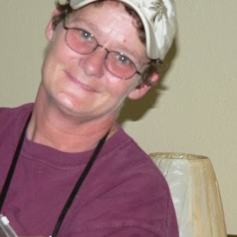Debra Hooper Photo 28