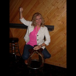 Joan Strickland Photo 29