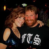 Kelly Hahn Photo 29