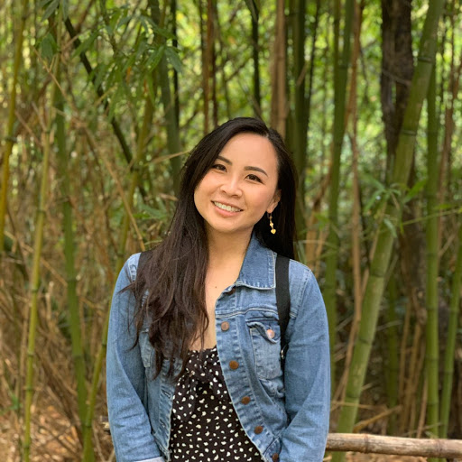 Linda Dinh Photo 25