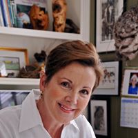 Julia Burnett Photo 12
