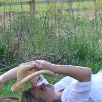Elizabeth Byers Photo 40