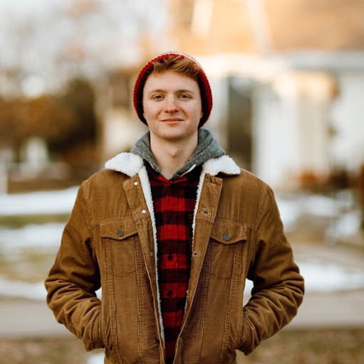 Kenneth Carlson Photo 20