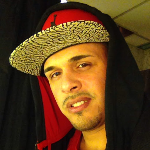 Angel Torres Photo 30