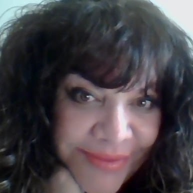 Kathleen Hanlon Photo 18