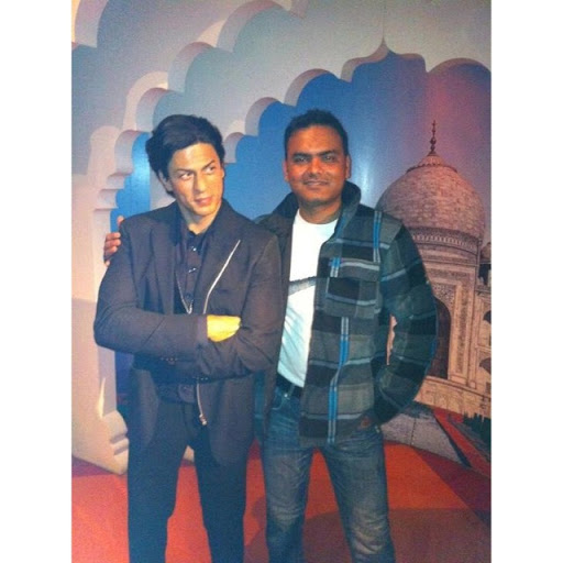 Aadil Khan Photo 21