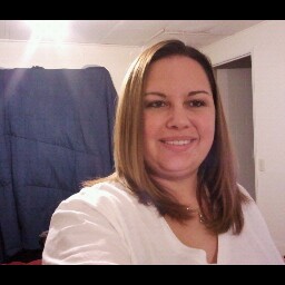 Leah Pickering Photo 8