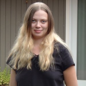Jennifer Titus Photo 17