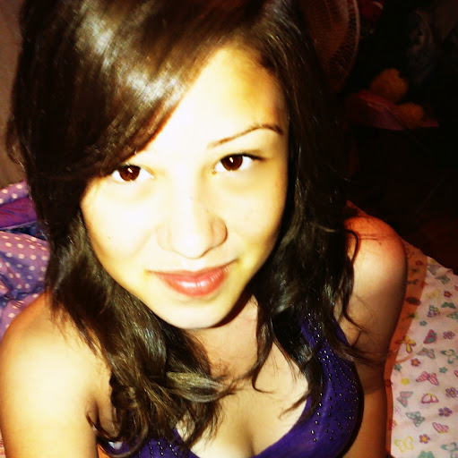 Nichole Gomez Photo 15