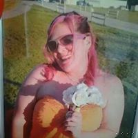 Julie Tierney Photo 29