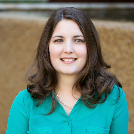 Laura Pratt Photo 25