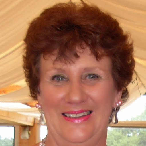 Helen Turner Photo 5