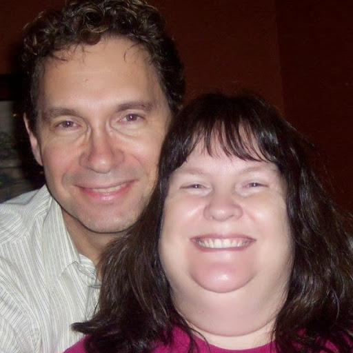 Lori Johnson Photo 31