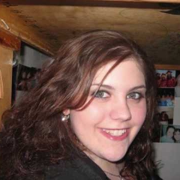 Danielle Golden Photo 6