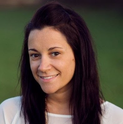 Tara West Photo 39