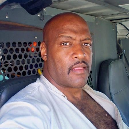 Delano Moore Photo 1