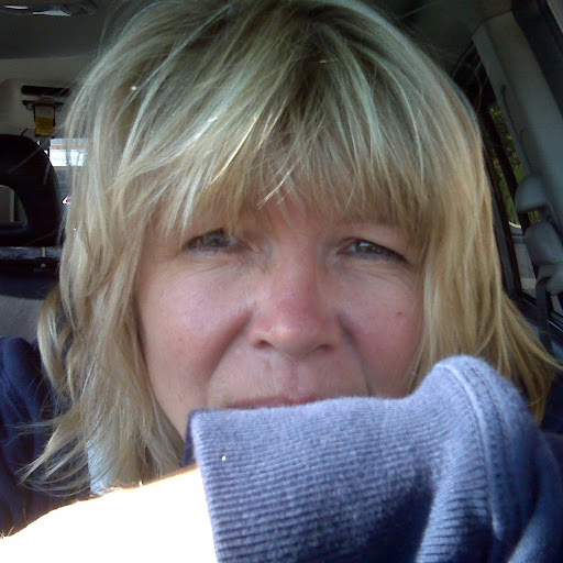 Pamela Mckenzie Photo 36