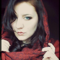 Chelsea Meade Photo 7
