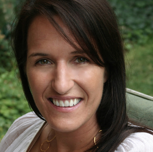 Diana Mercer Photo 21