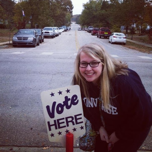 Allison Davis Photo 26