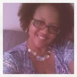 Michelle Thomas Photo 32
