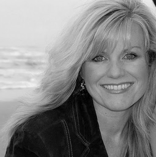 Marilyn Lloyd Photo 39