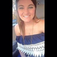 Lindsey Robertson Photo 28