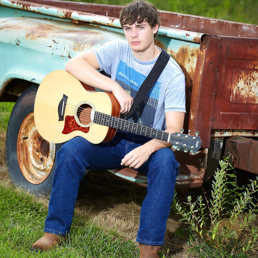 Ryan Richardson Photo 42