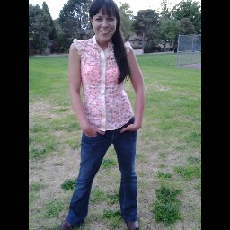 Elizabeth Floyd Photo 16