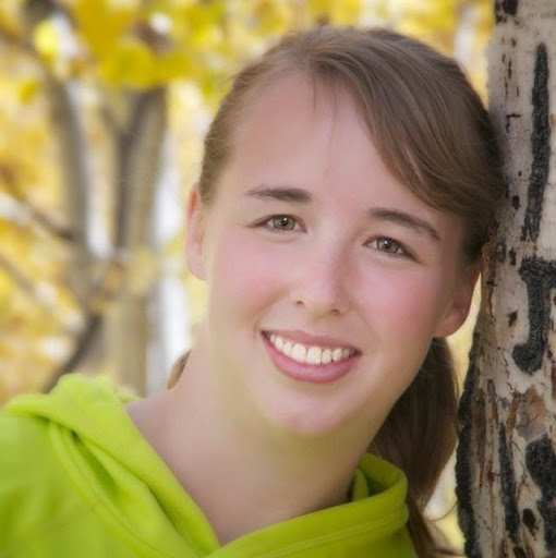 Sara Norris Photo 17