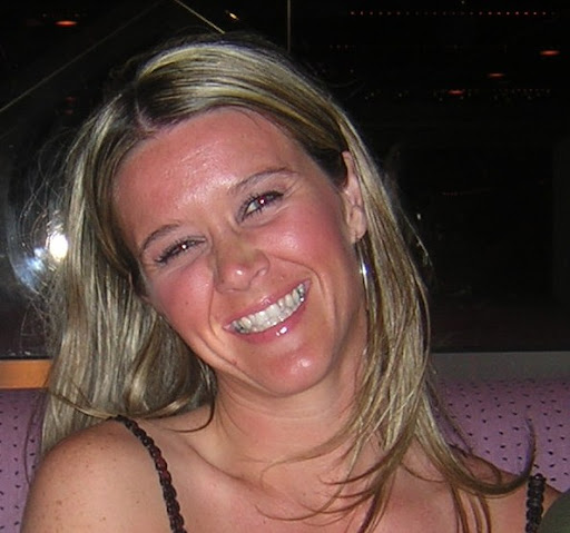 Jeannie Thomas Photo 30