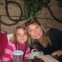 Karen Tudor Photo 25