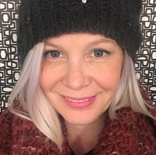 Kathryn Irwin Photo 30
