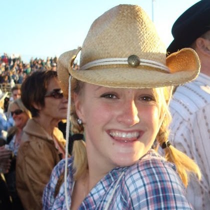 Amanda Howard Photo 38